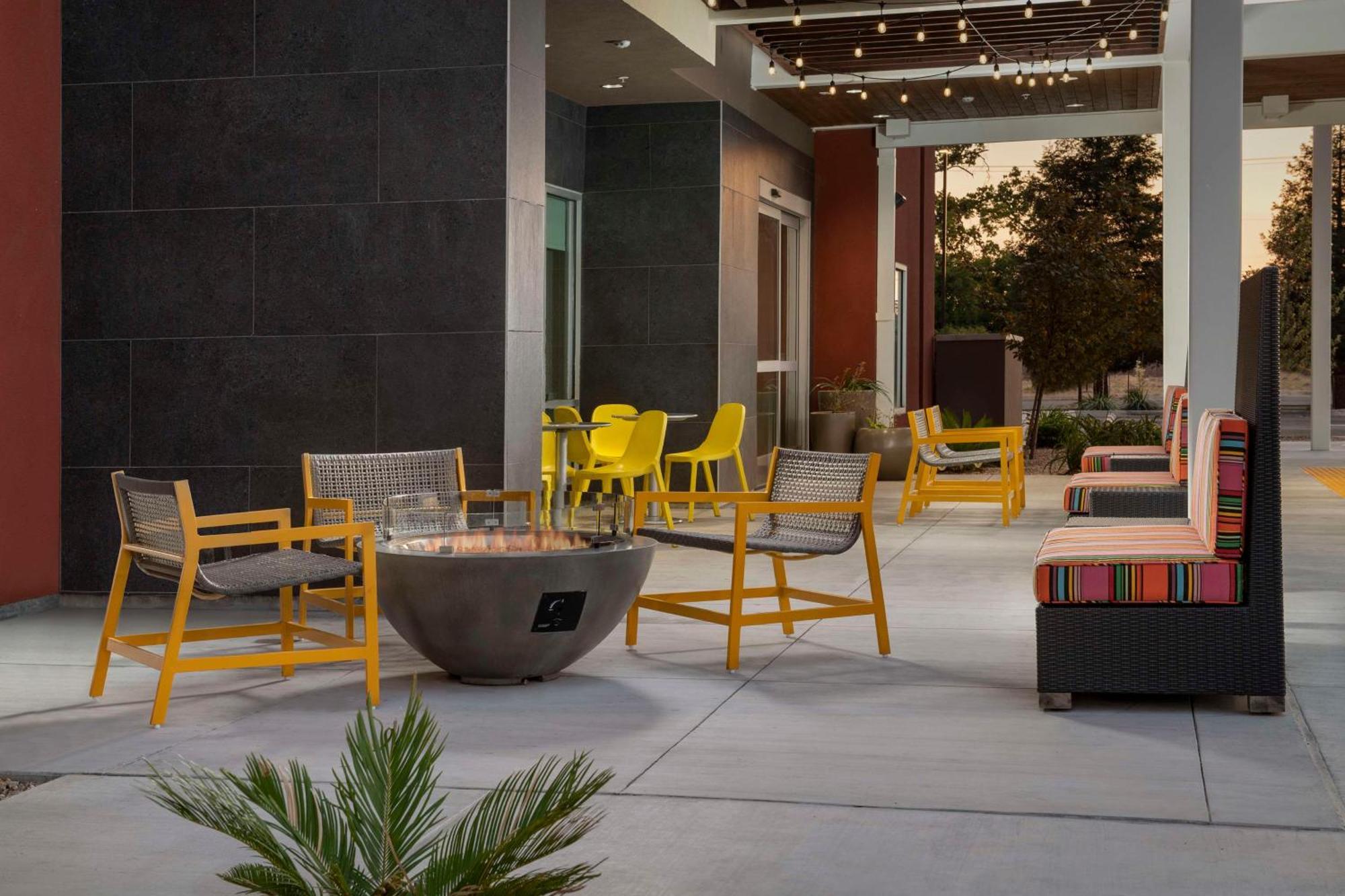 Home2 Suites By Hilton Clovis Fresno Airport Exteriér fotografie